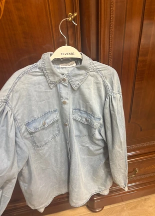 Camicia in jeans mai indossata taglia S/M, brand: Cecilia Fashion, condizioni: Nuovo senza cartellino, taglia: M, €5.00, €5.95 include la Protezione acquisti