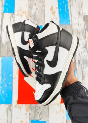 Baskets Sneackers Nike Dunk High << Panda >> Taille 39, marque: Nike, état: Très bon état, taille: 39, 55,00 €, 58,45 € Protection acheteurs (Pro) incluse