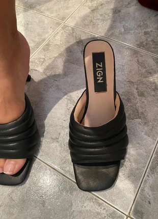 Miles con tacón, marca: Zign, estado: Muy bueno, tamaño: 39, 18,00 €, 19,60 € Protección al comprador incluida