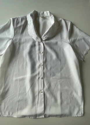 Chemise blanche vintage satiné col brodé 42, marque: Vintage Love, état: Très bon état, taille: XL / 42 / 14, 5,00 €, 5,95 € Protection acheteurs incluse