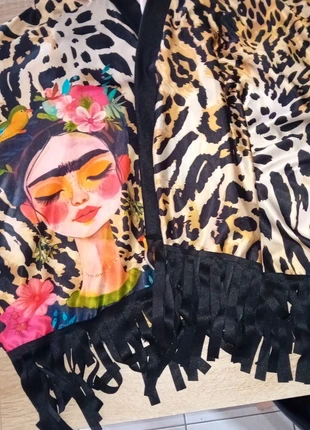 Kimono frida long, marque: sansmarque, état: Neuf sans étiquette, taille: Taille unique, 13,00 €, 14,35 € Protection acheteurs incluse