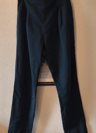 Pantalon assez léger. Taille 40., marque: Ligne à Suivre, état: Bon état, taille: L / 40 / 12, 3,00 €, 3,85 € Protection acheteurs incluse