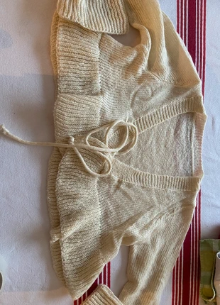 Joli cache cœur, état: Très bon état, taille: M / 38 / 10, 5,00 €, 5,95 € Protection acheteurs incluse