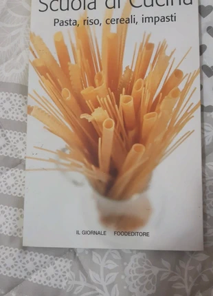 Scuola di cucina , condizioni: Nuovo senza cartellino, €4.00, €4.90 include la Protezione acquisti