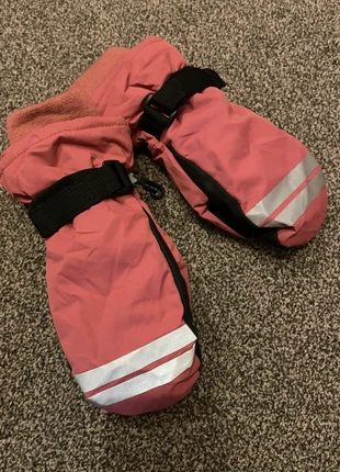 Winter/ski waterproof gloves size 8-10, brand: H&M, condition: Very good, size: 8 years / 128 cm, £3.00, £3.54 includes Buyer Protection