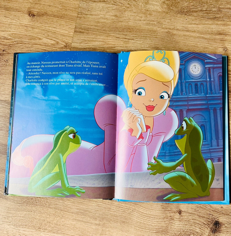 Disney En ligne - Nouveau Disney Robe Tiana pour femmes, La Princesse et la  Grenouille 