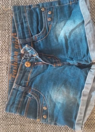 Short fille , brand: Fashion Girl, condition: Very good, size: 8 years / 128 cm, €2.00, €2.80 includes Buyer Protection