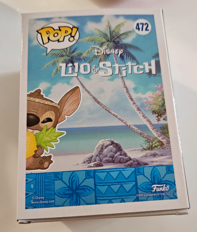 Funko pop top tiki stitch