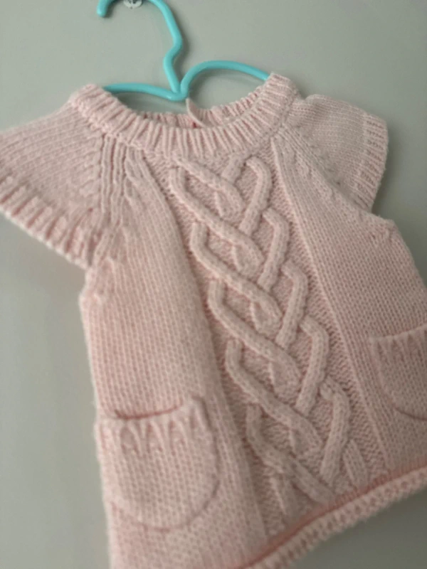 👚 pull sans manche hiver - bébé fille -1 mois -54 cm - kitchoun-très bon état - photo numéro 2