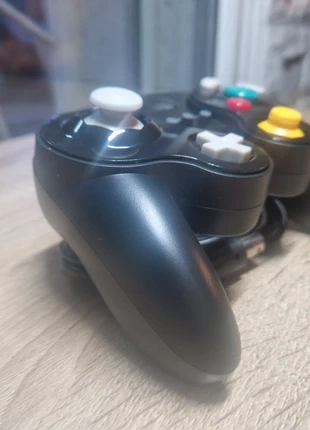 Manette compatible Nintendo GameCube – Couleur Noire (Neuve), brand: Nintendo, condition: New without tags, €15.00, €16.45 includes Buyer Protection