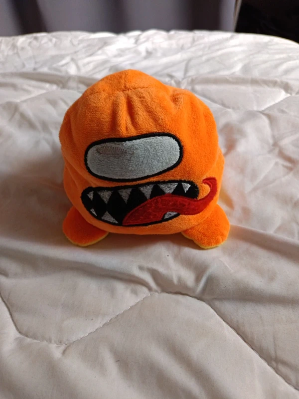 Peluche among us - photo numéro 2