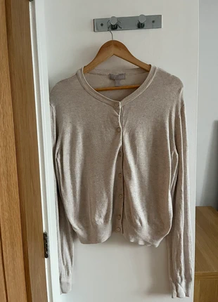 H&M Beige Cardigan – Neutral Knitwear, Everyday Wardrobe Staple, brand: H&M, condition: Good, size: L / UK 16-18, £2.50, £3.33 includes Buyer Protection