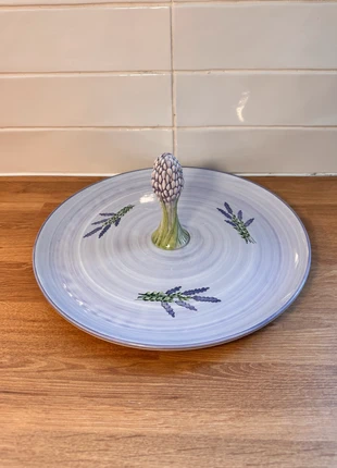 Plateau à fromage en céramique peint à la main avec poignée fleur – motif lavande provençale, marke: Fleur, zustand: Sehr gut, 15,00 €, 16,45 € inklusive Vinted-Käuferschutz