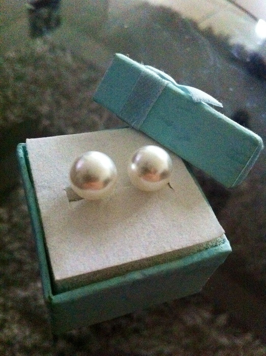 Boucles d'oreilles effet perle 10mm (pas dechange) 1