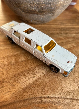 Speelgoed autootje, merk: Majorette, staat: Veelgebruikt, maat: Universeel, € 6,50, € 7,53 inclusief Kopersbescherming