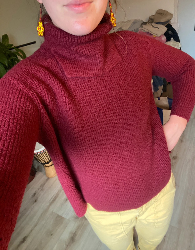 Burgundy sueter Mango 1