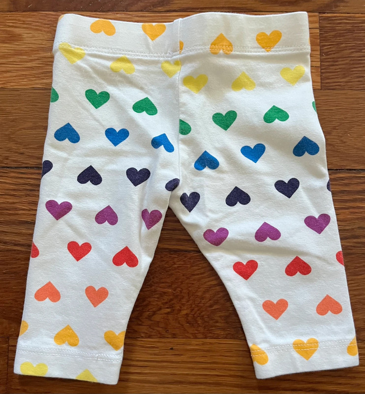 NWOT Primary Rainbow Hearts Stretchy Pants Baby Size 0-3M 2