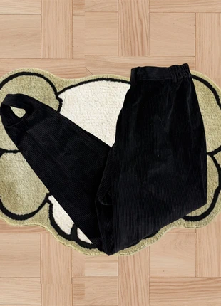 Pantalon en velours noir W 28, marca: Fus Europ, estado: Muy bueno, tamaño: S / 36 / 8, 9,90 €, 11,10 € Protección al comprador Pro incluida