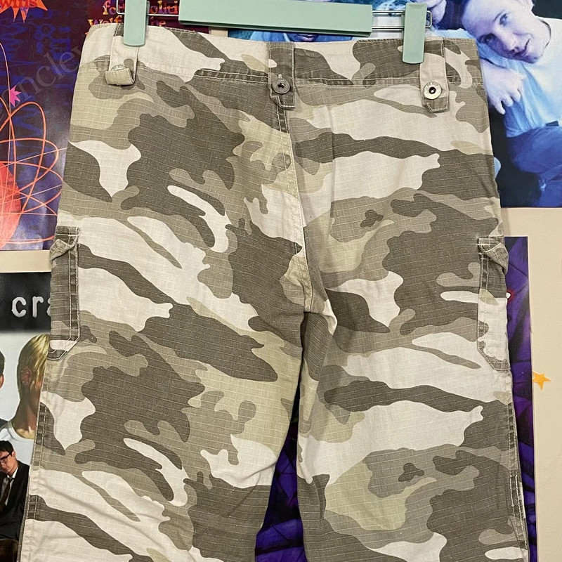 Low Rise Flare Camo Cargo Pants 5