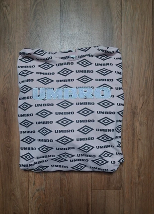 Pull à capuche Umbro, marque: Umbro, état: Très bon état, taille: XS, 15,00 €, 16,45 € Protection acheteurs incluse
