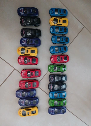 23 macchinine piccole , marca: Machine, estado: Bom, tamanho: 3 anos / 98 cm, €13.00, €14.35 inclui Proteção do Comprador