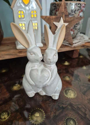 Duo de lapins en céramique Shabby Pâques printemps, marke: stachville, zustand: Wie neu, 12,50 €, 13,83 € beinhaltet Vinted-Käuferschutz Pro