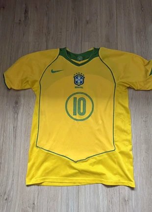 Maillot de foot Brésil vintage, brand: Nike, condition: Very good, size: M, €22.00, €23.80 includes Buyer Protection