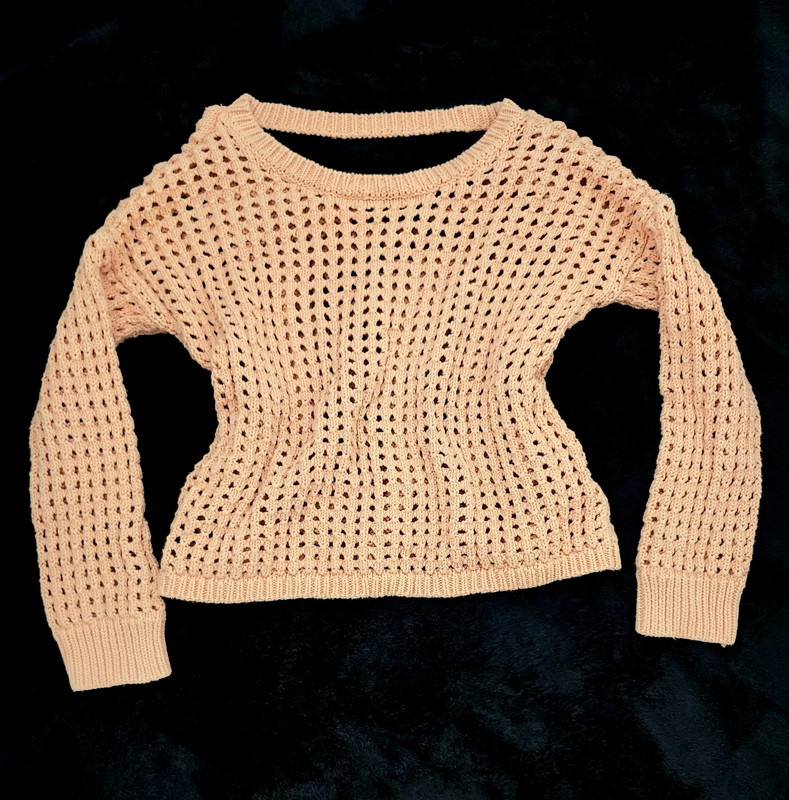 Long Sleeved Crochet Apricot Blouse• Size S- Loose Fit• Great Condition• $8firm 1