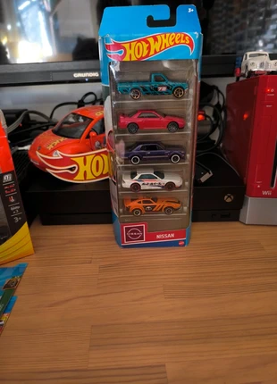 Nissan, merk: Hot Wheels, staat: Heel goed, maat: Universeel, € 8,00, € 9,10 inclusief Kopersbescherming Pro
