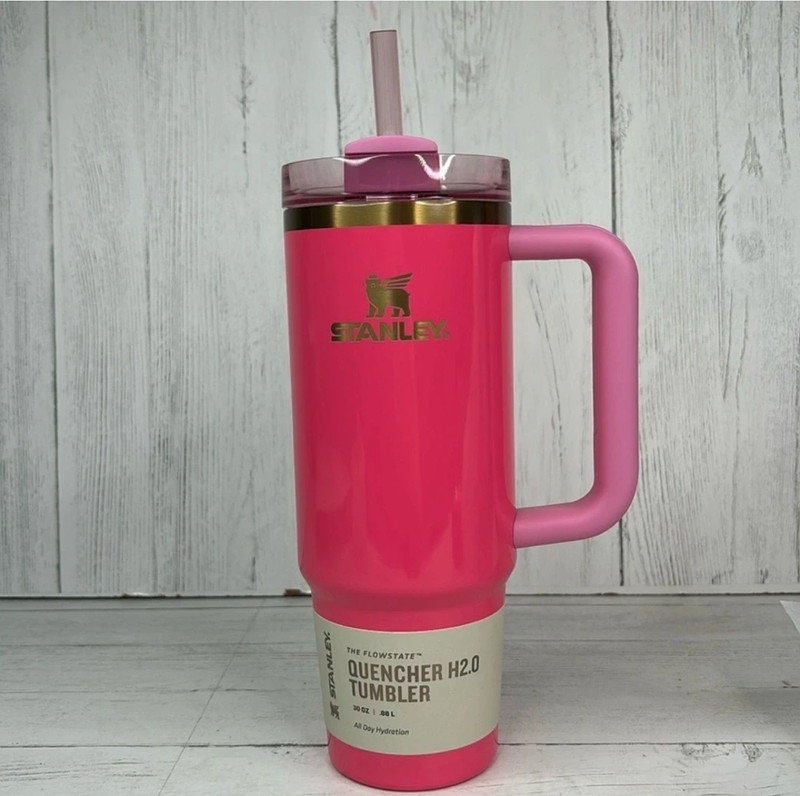 Stanley 30 oz Pink Parade 1