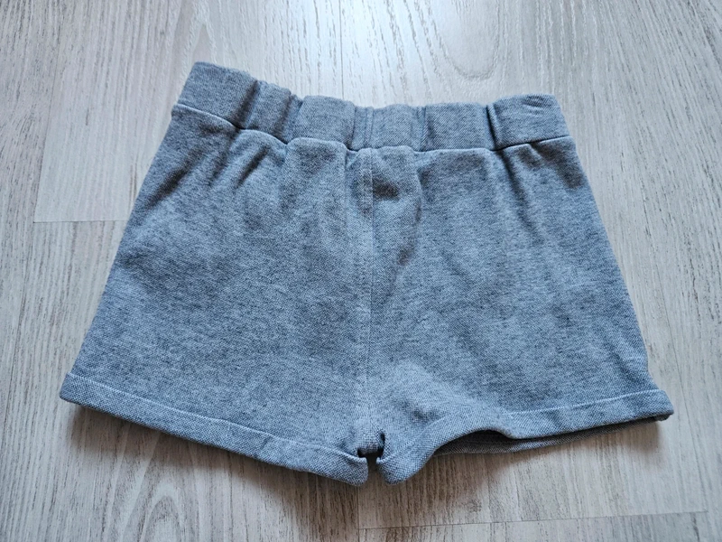 Short 23 mois - photo numéro 2