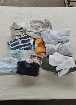 Lot vêtements garçon 3 mois Très bon état - 26 pièces, marca: Kiabi, estado: Muy bueno, tamaño: 3-6 meses / 62 cm, 7,00 €, 8,05 € Protección al comprador incluida