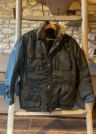 Giacca Belstaff con colletto peloso, marke: Belstaff, zustand: Sehr gut, größe: XL, 55,00 €, 58,45 € inklusive Vinted-Käuferschutz