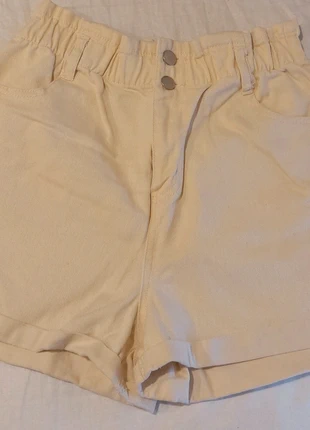 Pantaloncini vita alta, marke: Love Tree, zustand: Sehr gut, größe: M / 38 / 10, 3,00 €, 3,85 € inklusive Vinted-Käuferschutz