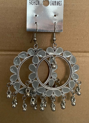 Indian jhumke earrings, marque: Indian, état: Très bon état, 3,50 €, 4,38 € Protection acheteurs incluse