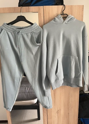 Survetement Zara, merk: Zara, staat: Heel goed, maat: S, € 30,00, € 32,20 inclusief Kopersbescherming