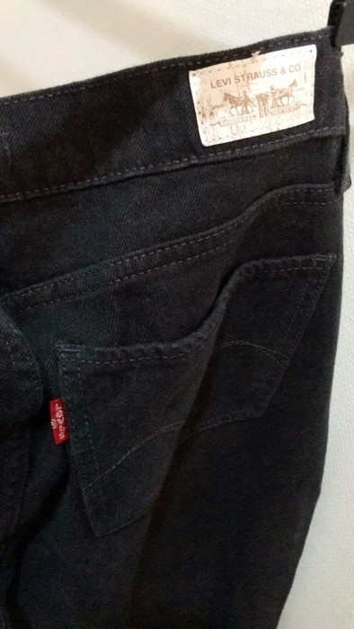 Jean coupe slim/droite Levi's jamais porté #Levis #Jeans 3