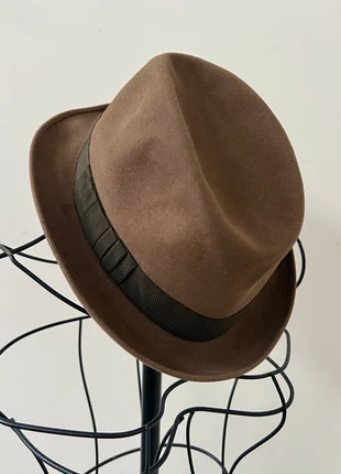 Cappello Barbisio marrone tabacco vintage Made in Italy, marque: Barbisio, état: Très bon état, taille: 55, 18,00 €, 19,60 € Protection acheteurs incluse