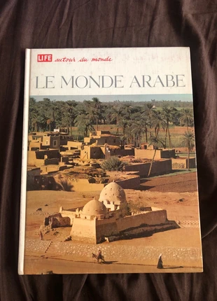 Le monde arabe, staat: Veelgebruikt, € 6,00, € 7,00 inclusief Kopersbescherming