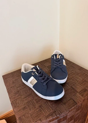 Navy blue trainers with gold detail, condition: Very good, size: 36, €15.00, €16.45 includes Buyer Protection