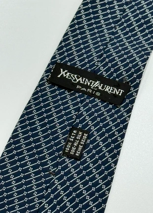 Cravatta yves saint Laurent, brand: Saint Laurent, condizioni: Ottime, €19.00, €20.65 include la Protezione acquisti