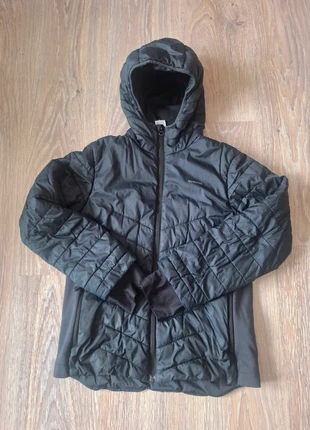 Doudoune Quechua Décathlon, marca: Decathlon, estado: Muito bom, tamanho: 10 anos / 140 cm, €5.00, €5.95 inclui Proteção do Comprador