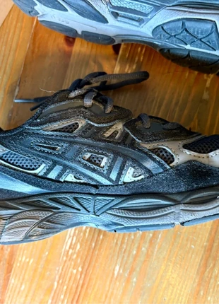 ASICS gel-nyc – Graphite Grey / Black Référence : 1201A789-020 Taille : EU 39, marca: Asics, estado: Bom, tamanho: 39, €65.00, €68.95 inclui Proteção do Comprador