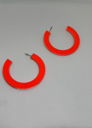 Orecchini a cerchio piatti arancione e oro nuovi, marke: Aesthetic, zustand: Neu, 3,99 €, 4,89 € inklusive Vinted-Käuferschutz