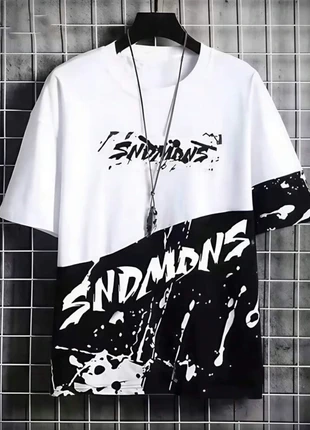 T-shirt colorblock – un basique stylé pour l’été, merk: Vintage Dressing, staat: Nieuw zonder prijskaartje, maat: M, € 10,00, € 11,20 inclusief Kopersbescherming