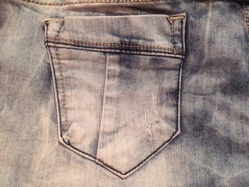 Short en jean bleu clair " Simply chic " T38 pour femme ! 3