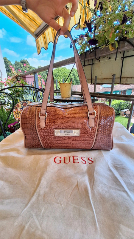 Borsa Guess nuova con cartellino | Vinted