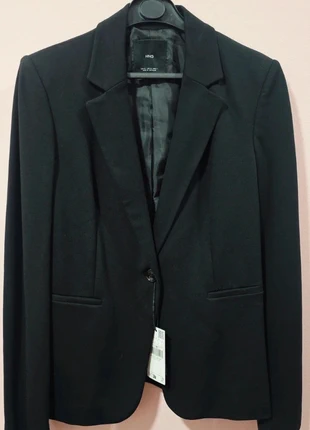 Blazer negro MANGO mujer - elegante, básico y versátil (Talla L, nuevo con etiqueta), merk: Mango, staat: Nieuw met prijskaartje, maat: L / 40 / 12, € 35,00, € 37,45 inclusief Kopersbescherming