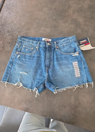 Short Jean T29 Tommy Jeans, brand: Tommy Jeans, condition: New with tags, size: M / 38 / 10, €27.00, €29.05 includes Buyer Protection