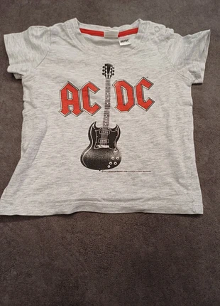 Maglia bambino a mezza manica H&M taglia 4-6m, marke: H&M, zustand: Sehr gut, größe: 3-6 Monate / 62, 6,00 €, 7,00 € inklusive Vinted-Käuferschutz